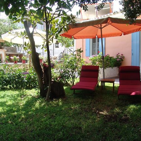 Aiolos Rooms Tsoukaládhes Esterno foto