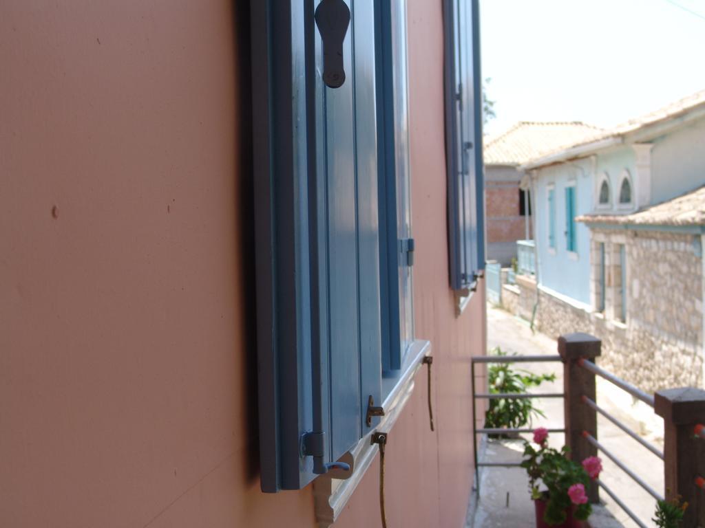 Aiolos Rooms Tsoukaládhes Esterno foto