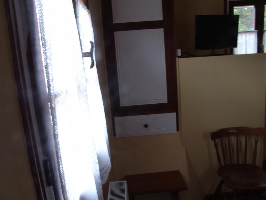 Aiolos Rooms Tsoukaládhes Esterno foto