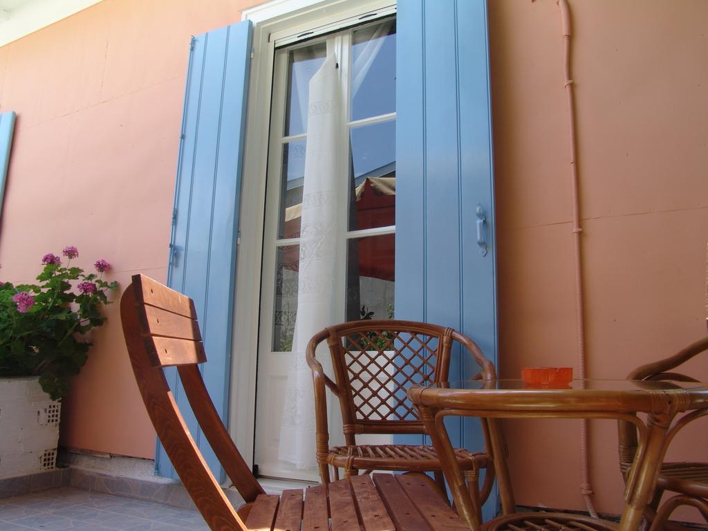 Aiolos Rooms Tsoukaládhes Esterno foto