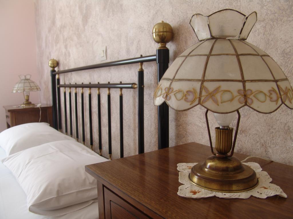 Aiolos Rooms Tsoukaládhes Esterno foto