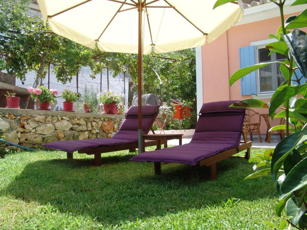 Aiolos Rooms Tsoukaládhes Esterno foto